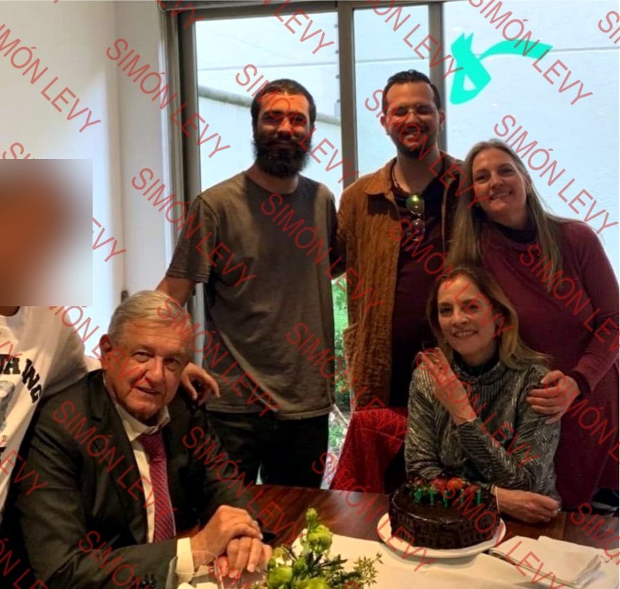 Reunión familiar con Andrés Manuel López Obrador y Beatriz Gutiérrez Müller
